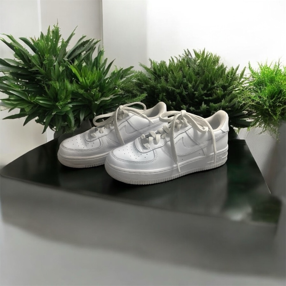 Nike Air Force 1 White
